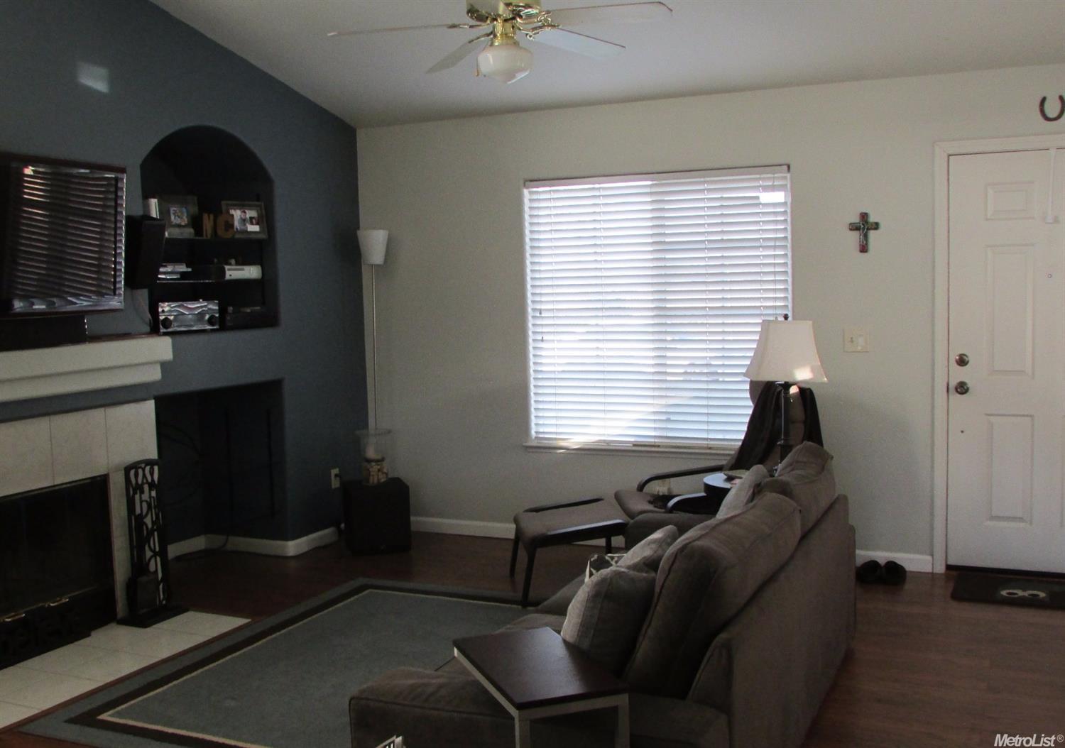 564 Sunday Dr, Turlock, CA 95382 photo 3