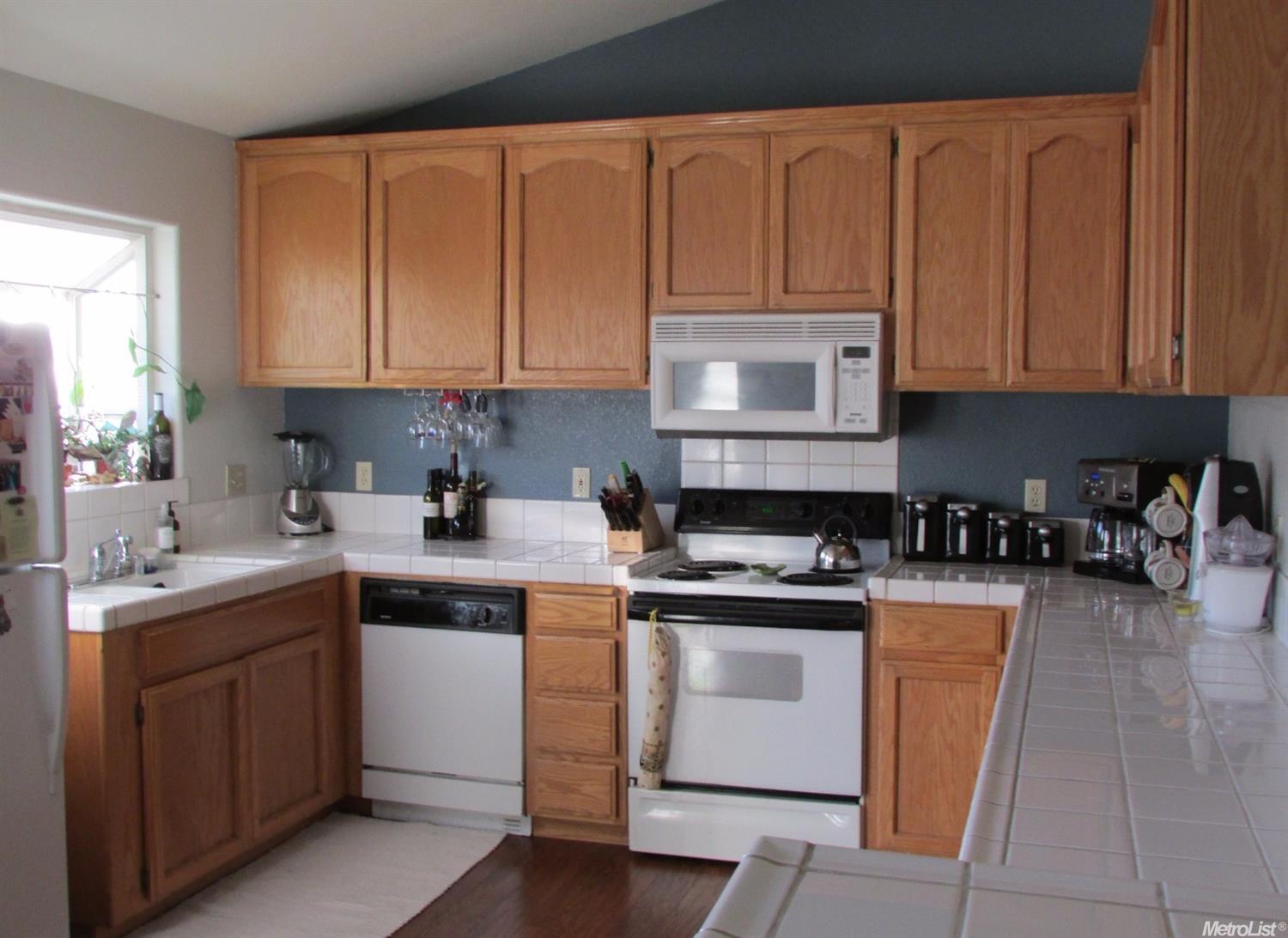 564 Sunday Dr, Turlock, CA 95382 photo 5