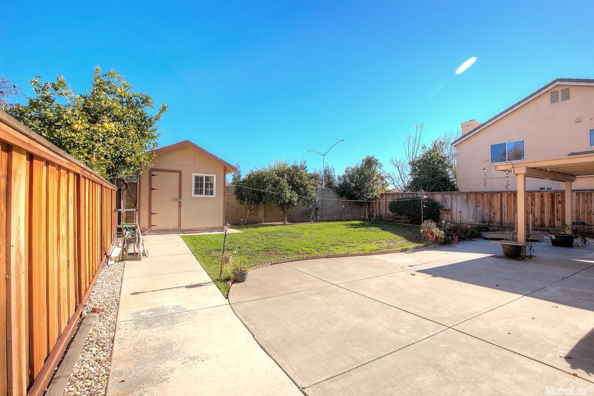 2150 Tahoe Cir, Tracy, CA 95376 photo 4