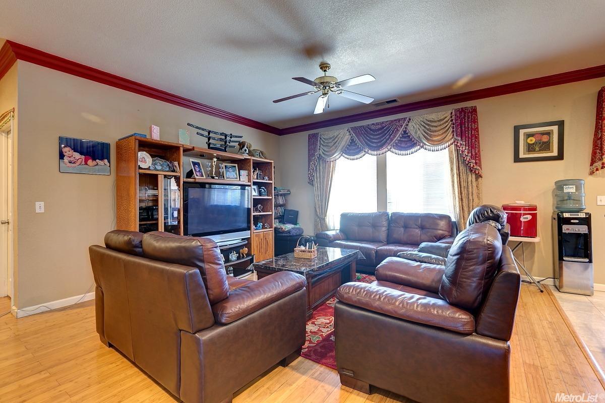 2150 Tahoe Cir, Tracy, CA 95376 photo 8