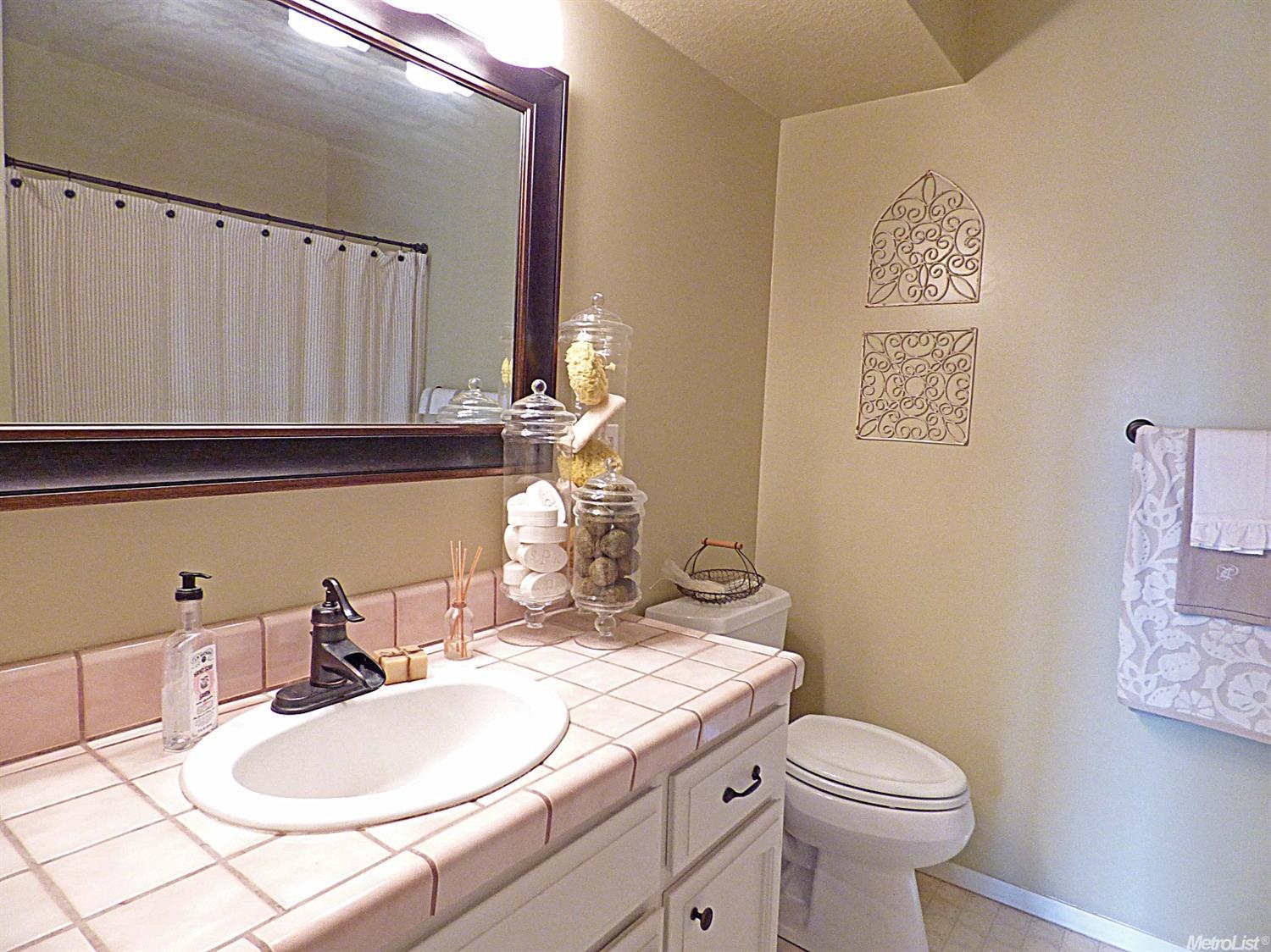 575 J St, Patterson, CA 95363 photo 10