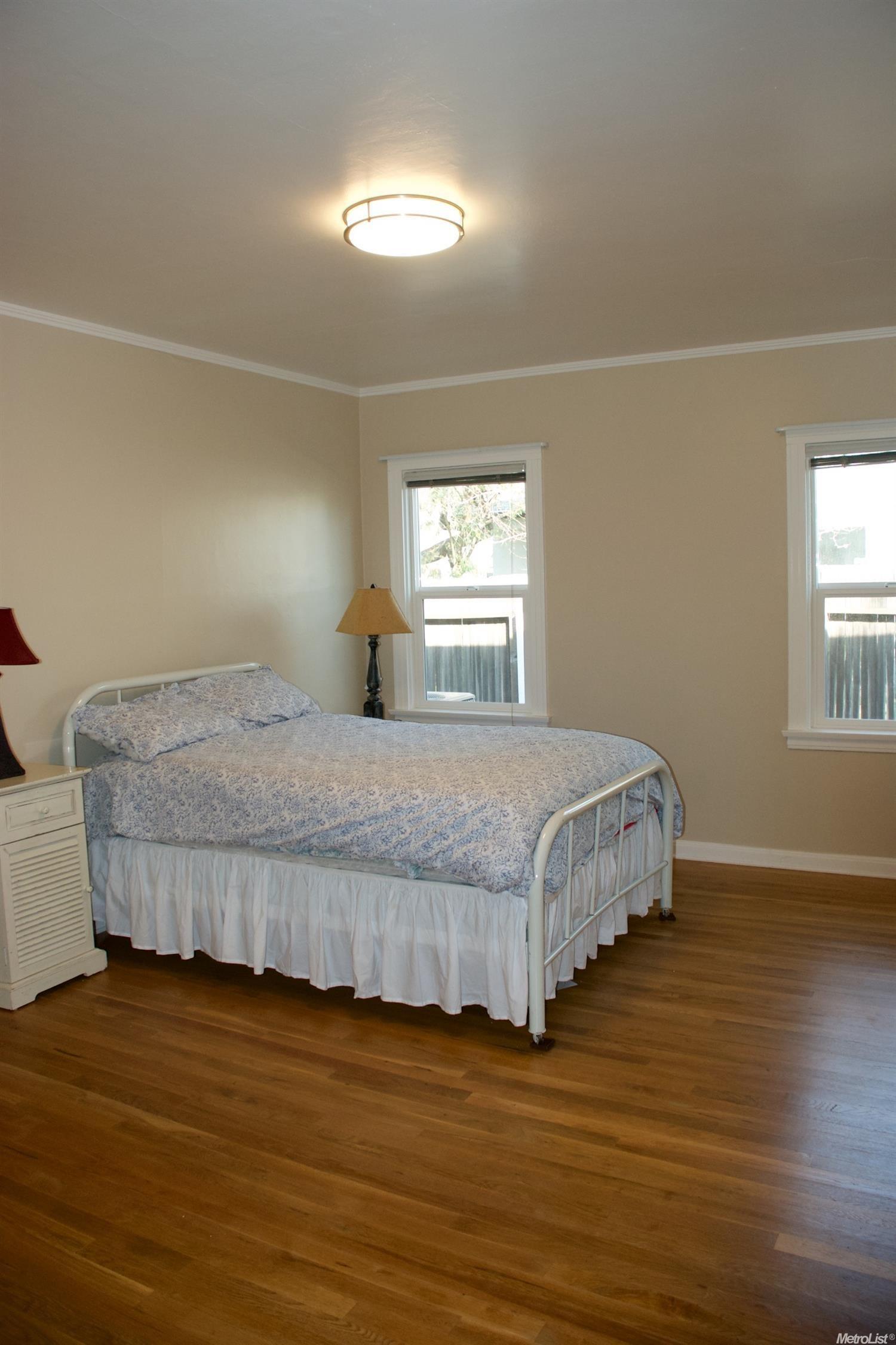 532 Olive Ave, Modesto, CA 95350 photo 9