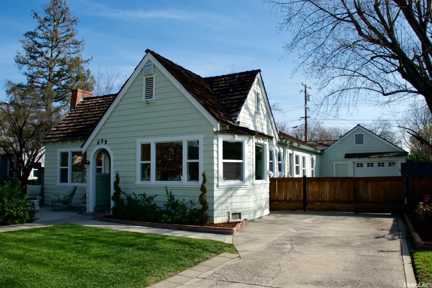 532 Olive Ave, Modesto, CA 95350 photo 2
