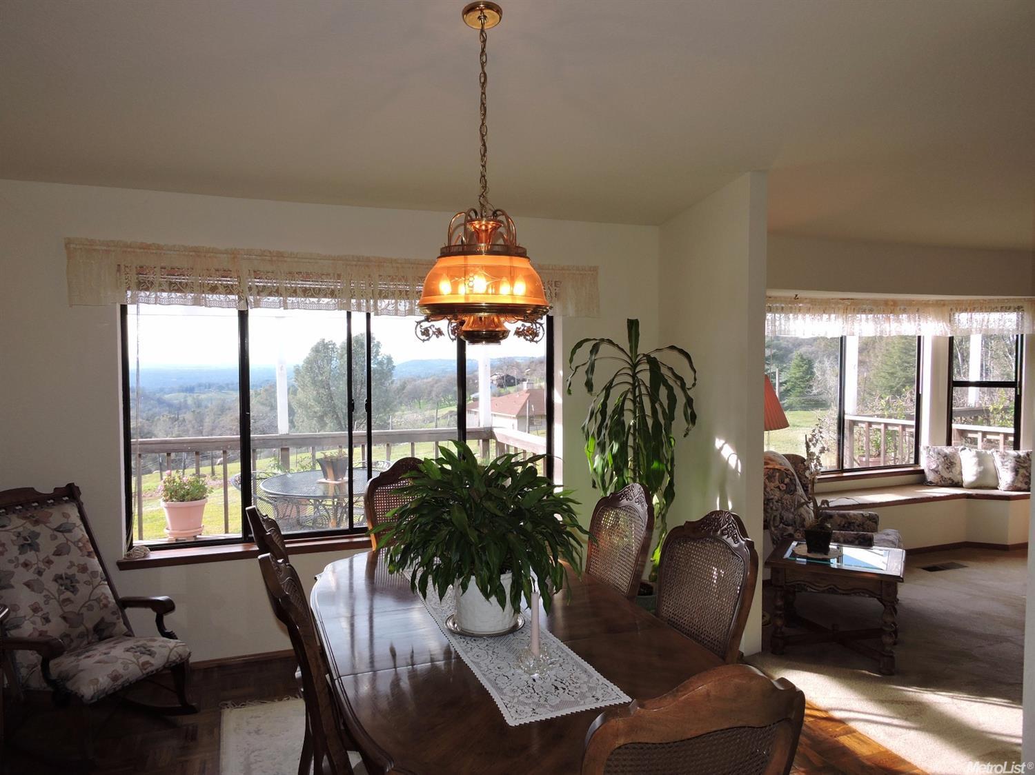 8522 Memory Ln, Auburn, CA 95603 photo 14