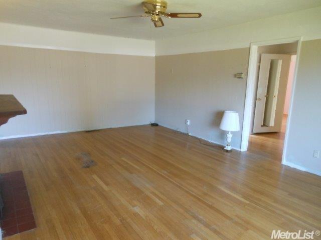 1840 E Hawkeye Ave, Turlock, CA 95380 photo 5