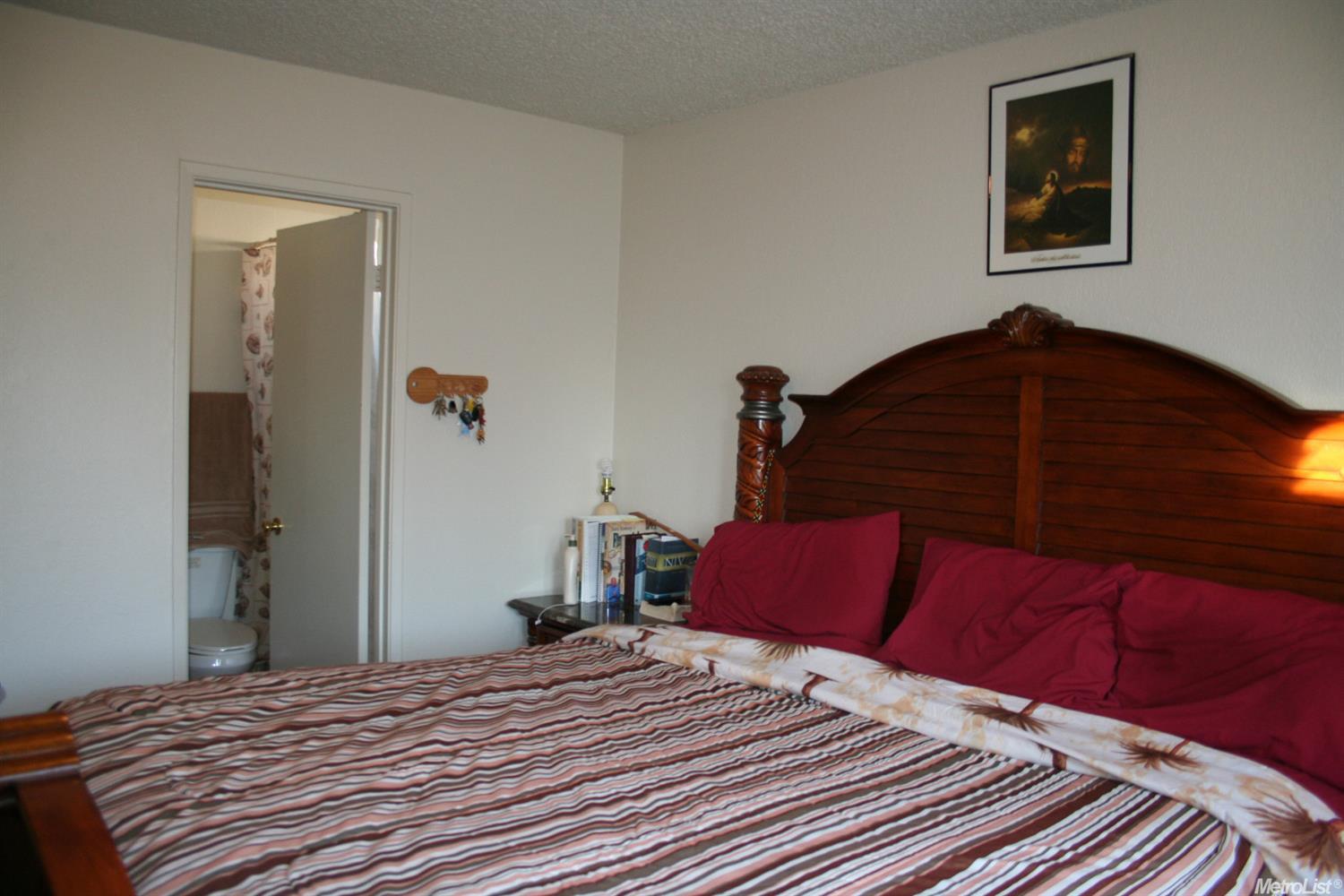 524 Seville Way, Merced, CA 95341 photo 4