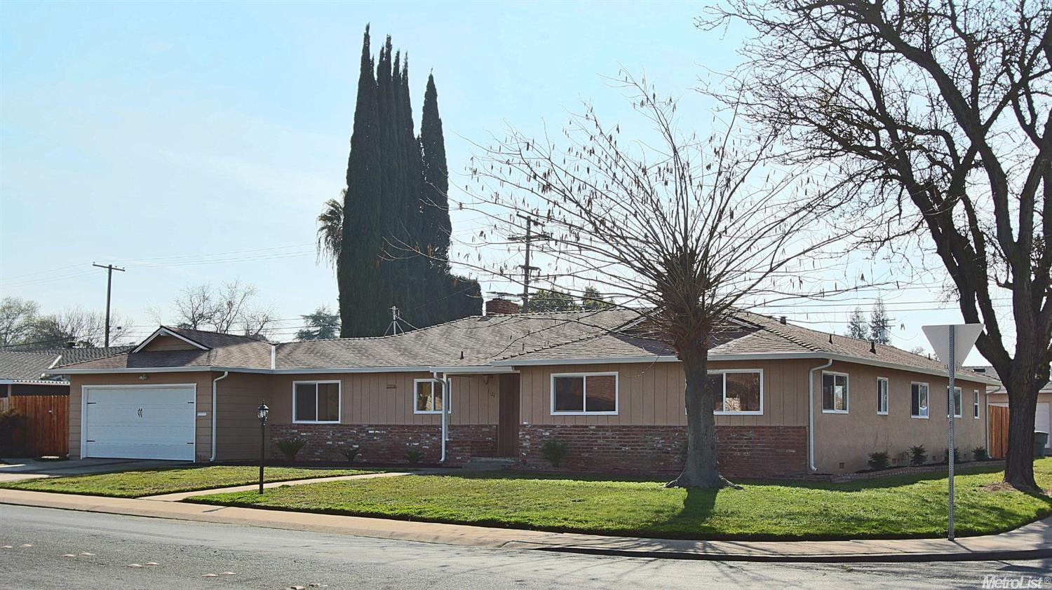 1124 Mount Vernon Dr, Modesto, CA 95350 photo 2
