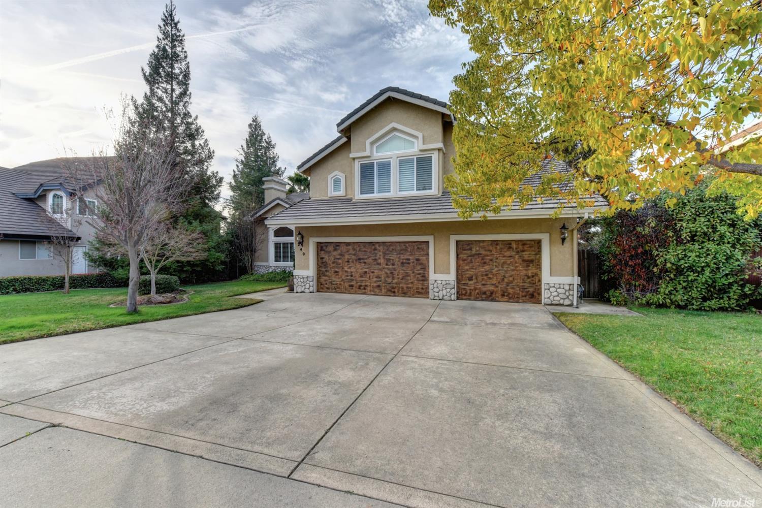 249 Cascade Falls Dr, Folsom, CA 95630 photo 2