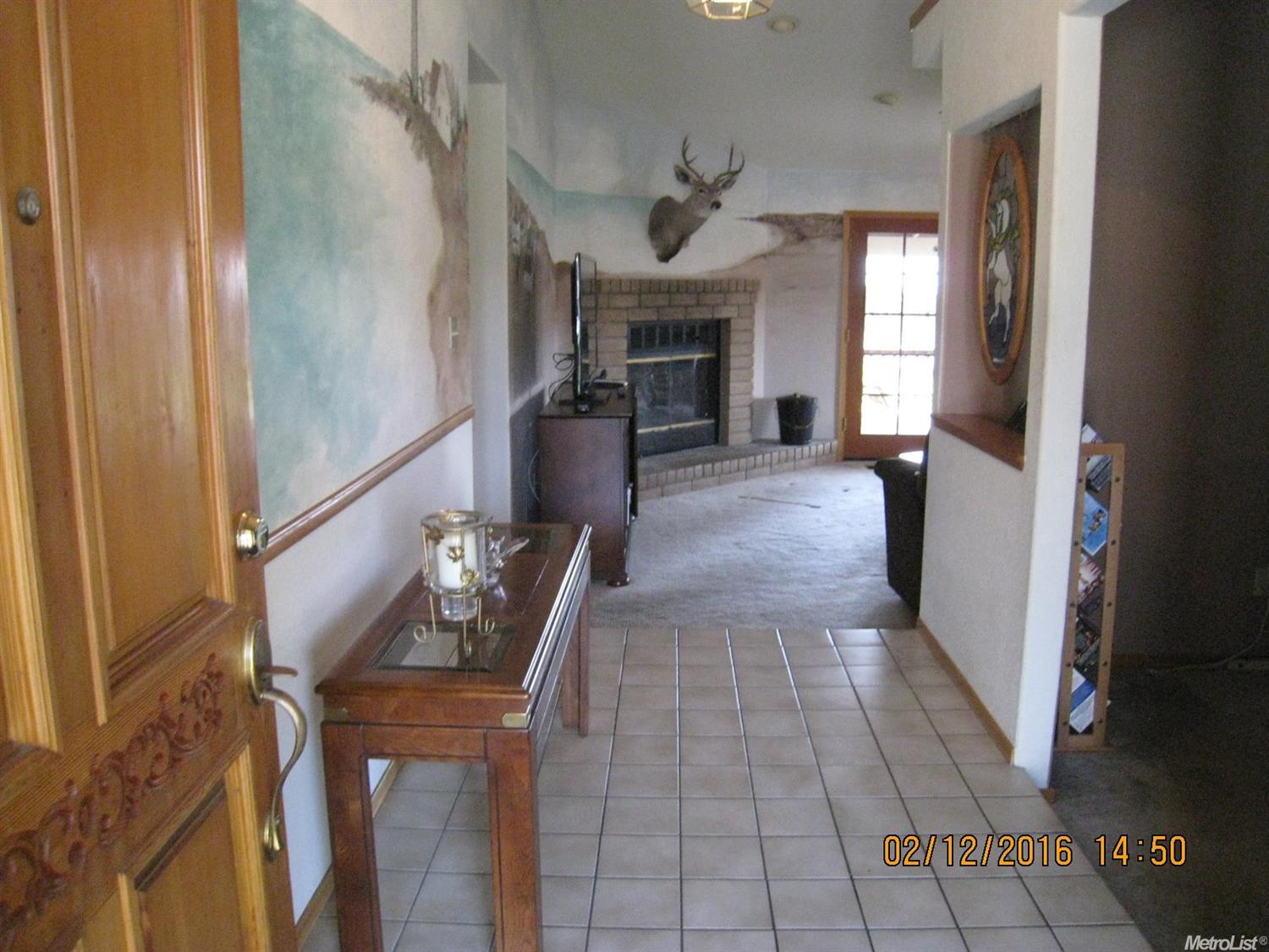 2030 Berkeley Dr, Los Banos, CA 93635 photo 3