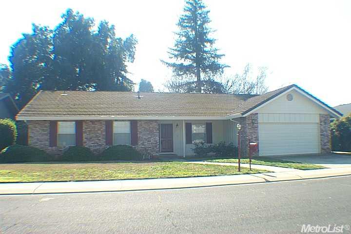 3316 Birmingham Dr, Modesto, CA 95355 photo 1