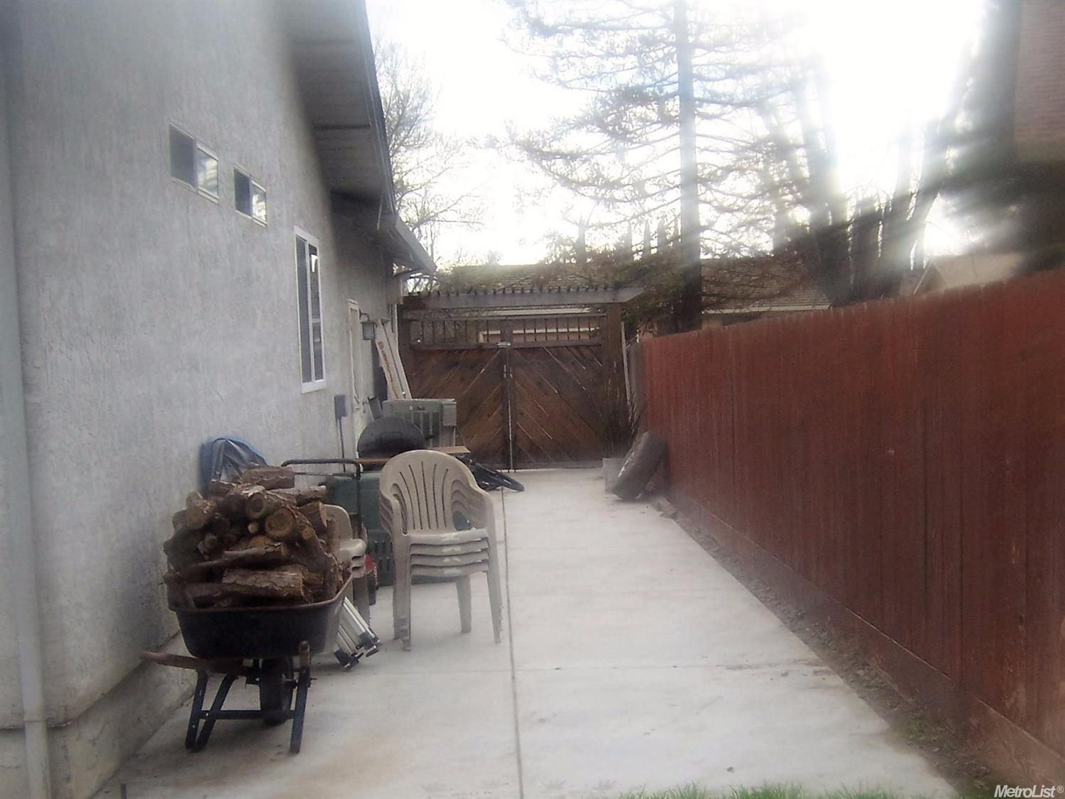 577 Sunrise Pl, Lathrop, CA 95330 photo 16