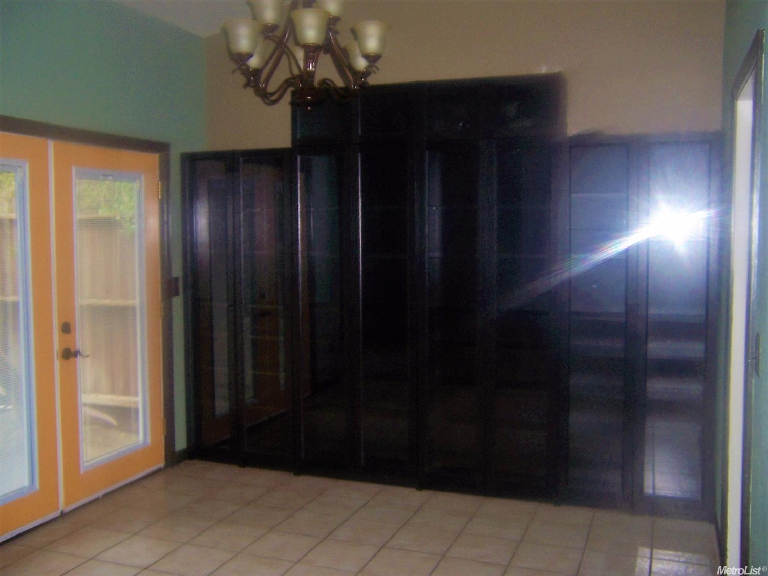577 Sunrise Pl, Lathrop, CA 95330 photo 5