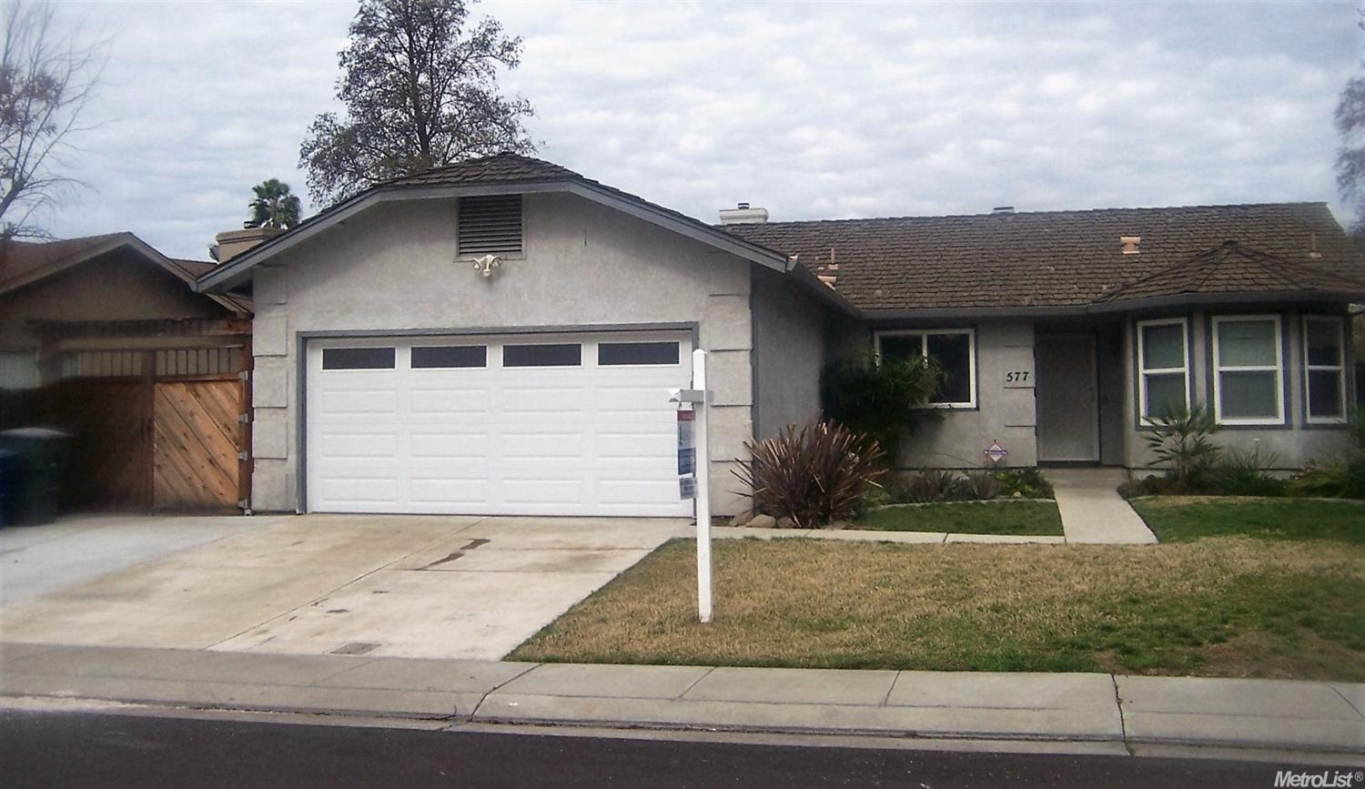 577 Sunrise Pl, Lathrop, CA 95330 photo 1