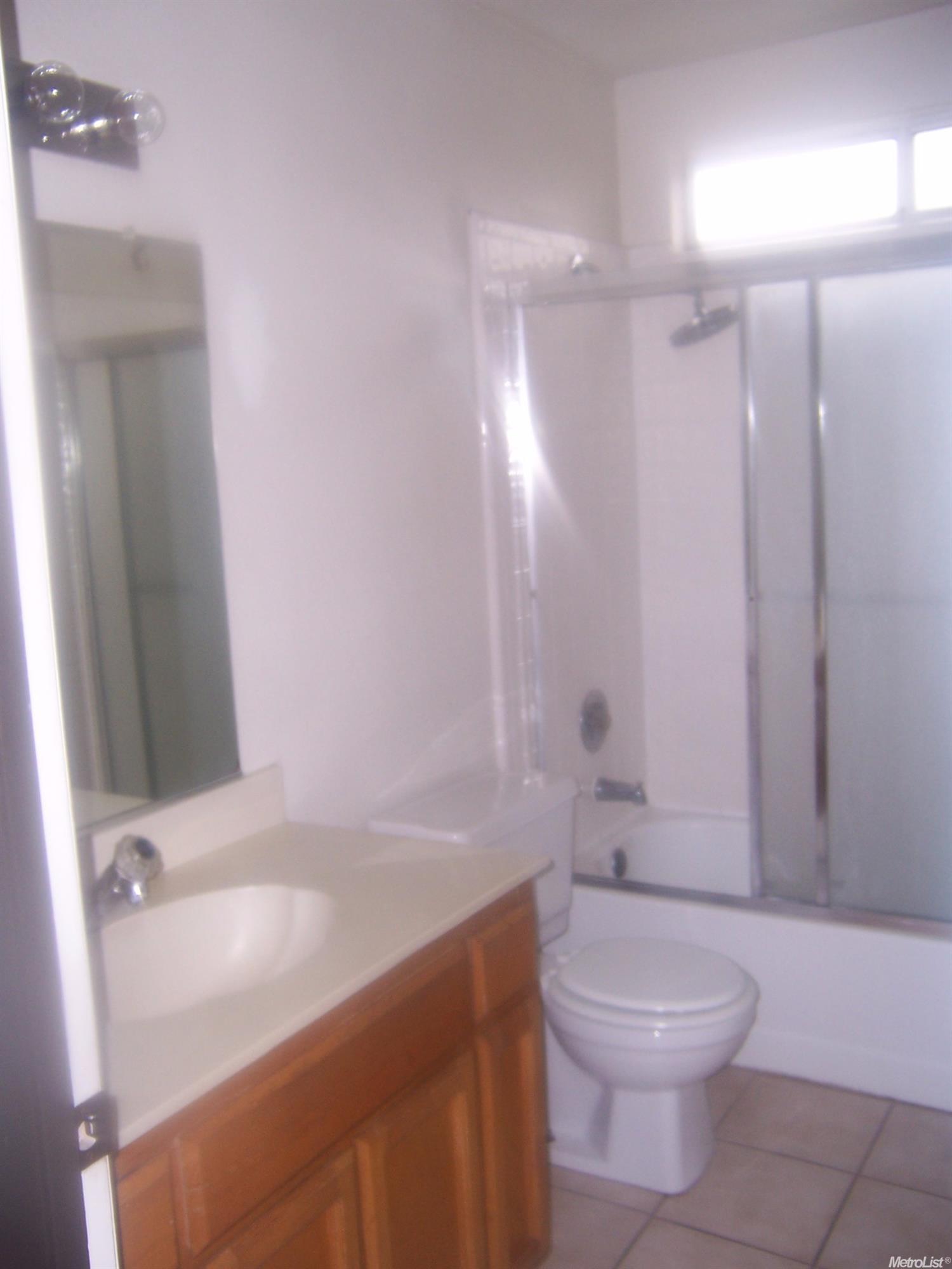 577 Sunrise Pl, Lathrop, CA 95330 photo 13