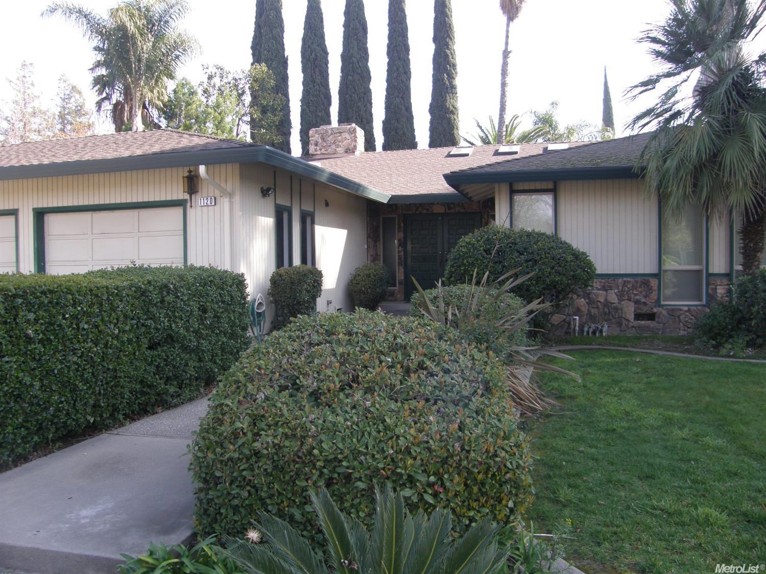 1120 Springcreek Dr, Modesto, CA 95355 photo 3