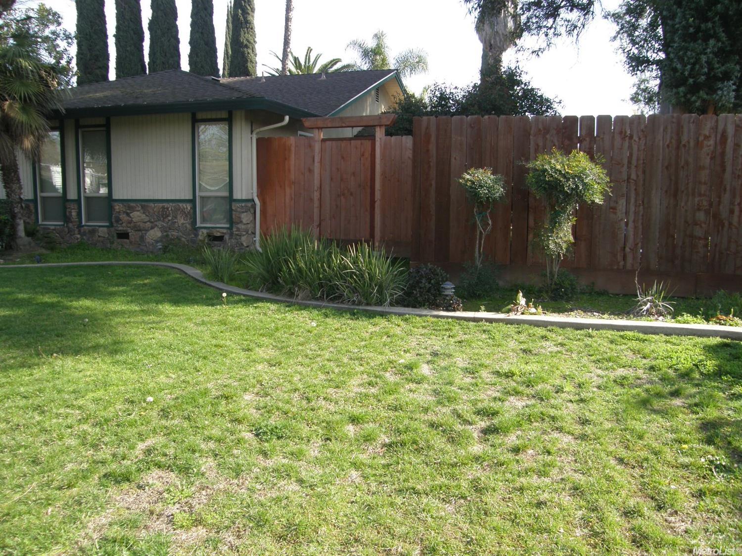 1120 Springcreek Dr, Modesto, CA 95355 photo 6