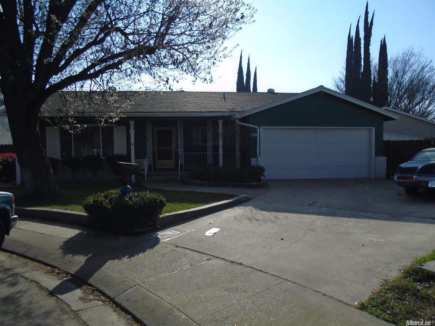 3205 Janet Cir, Modesto, CA 95350 photo 1