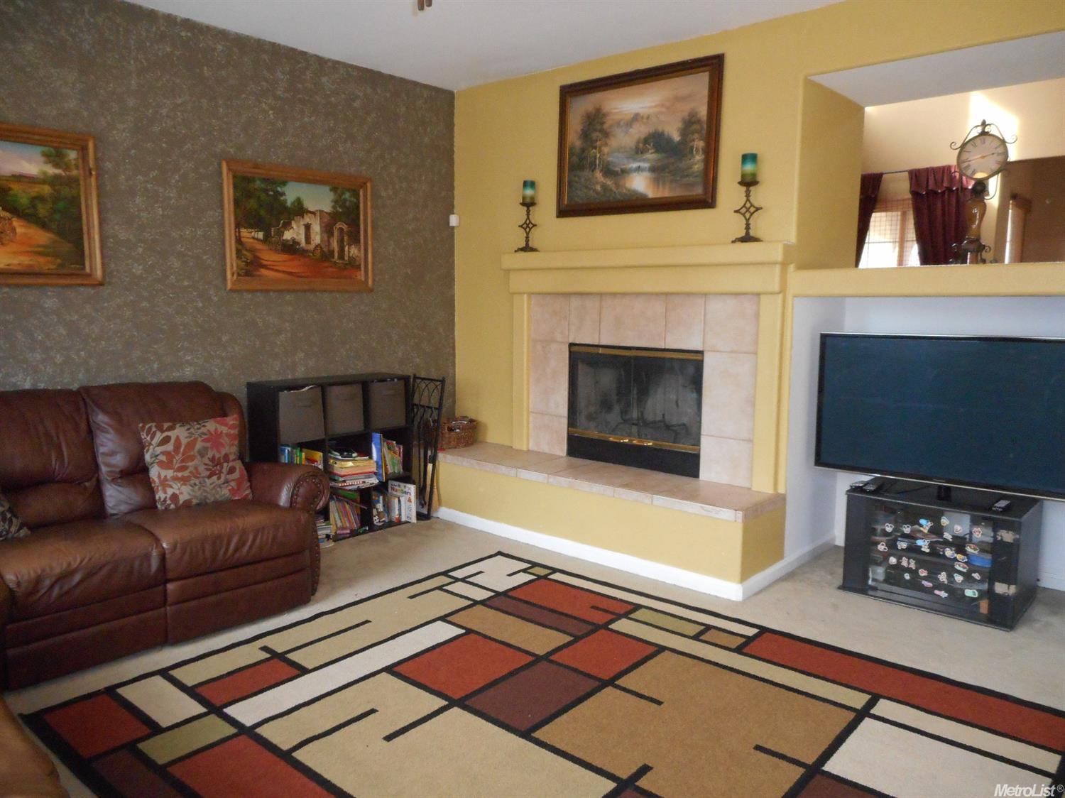 2284 Clemente Ln, Tracy, CA 95377 photo 8