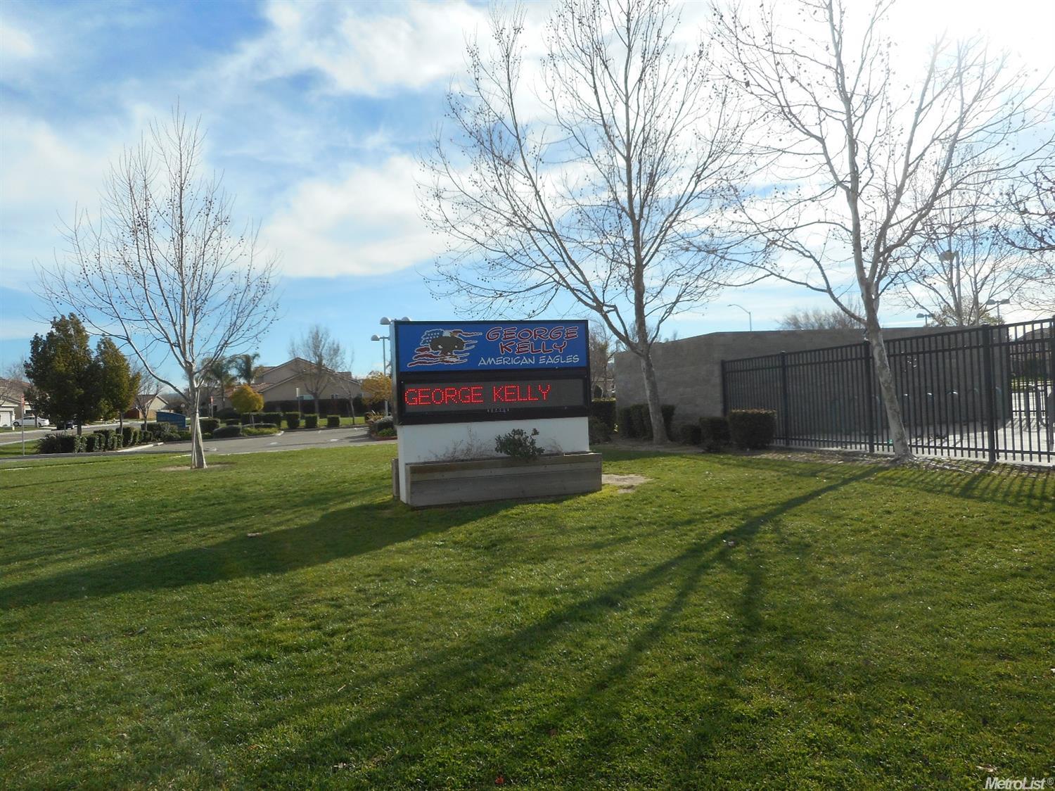 2284 Clemente Ln, Tracy, CA 95377 photo 18