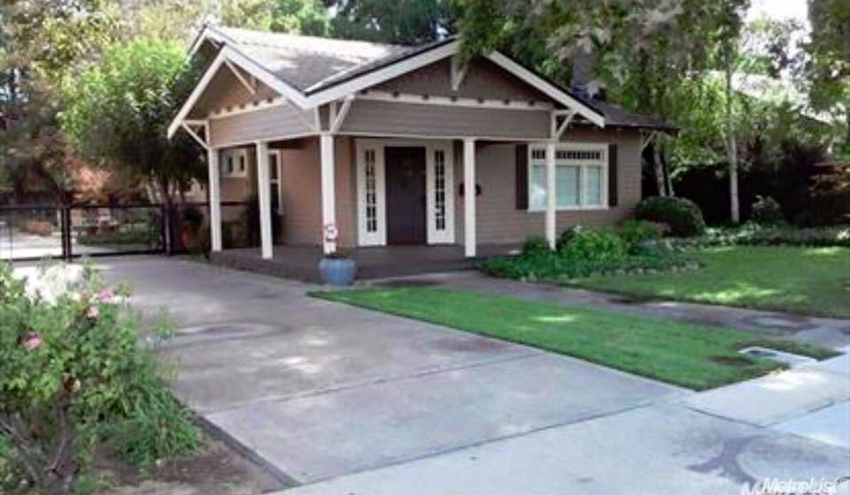 656 W Main St, Turlock, CA 95380 photo 1