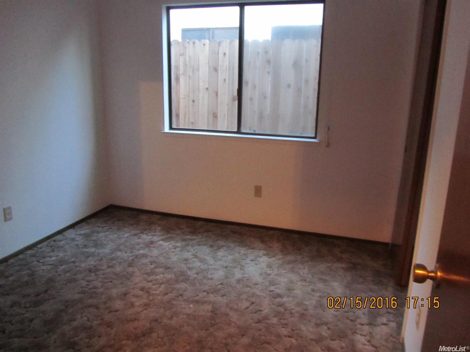 4320 E Orangeburg Ave, Modesto, CA 95355 photo 6
