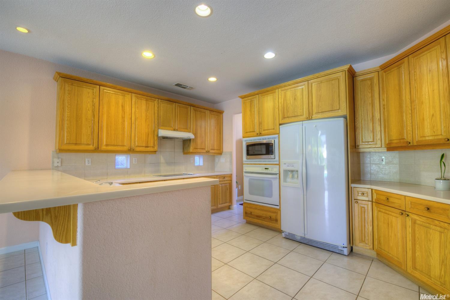 4005 Cortona Dr, Modesto, CA 95356 photo 9