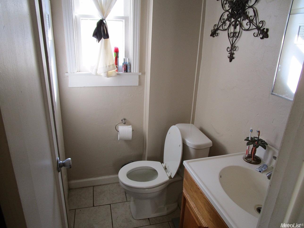 2230 4th St, Hughson, CA 95326 photo 21