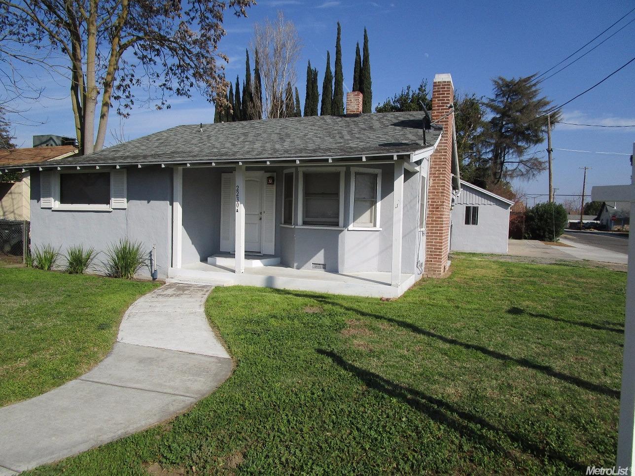 2230 4th St, Hughson, CA 95326 photo 2