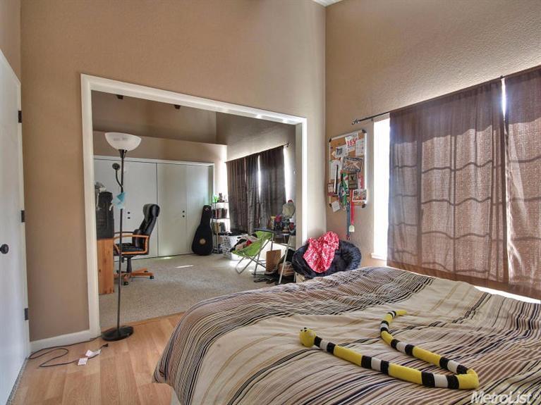 2820 Scenic Dr, Modesto, CA 95355 photo 3