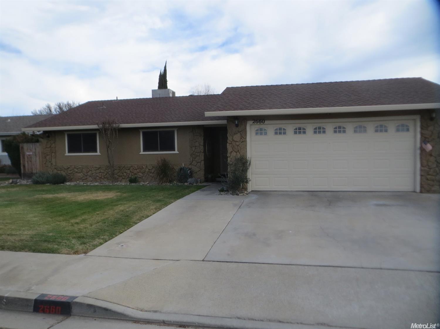 2660 Ball Ct, Turlock, CA 95382 photo 2