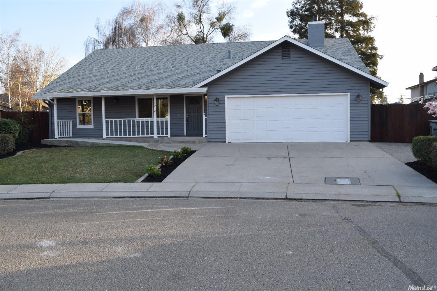 1032 Jordanolo Dr, Ripon, CA 95366 photo 1