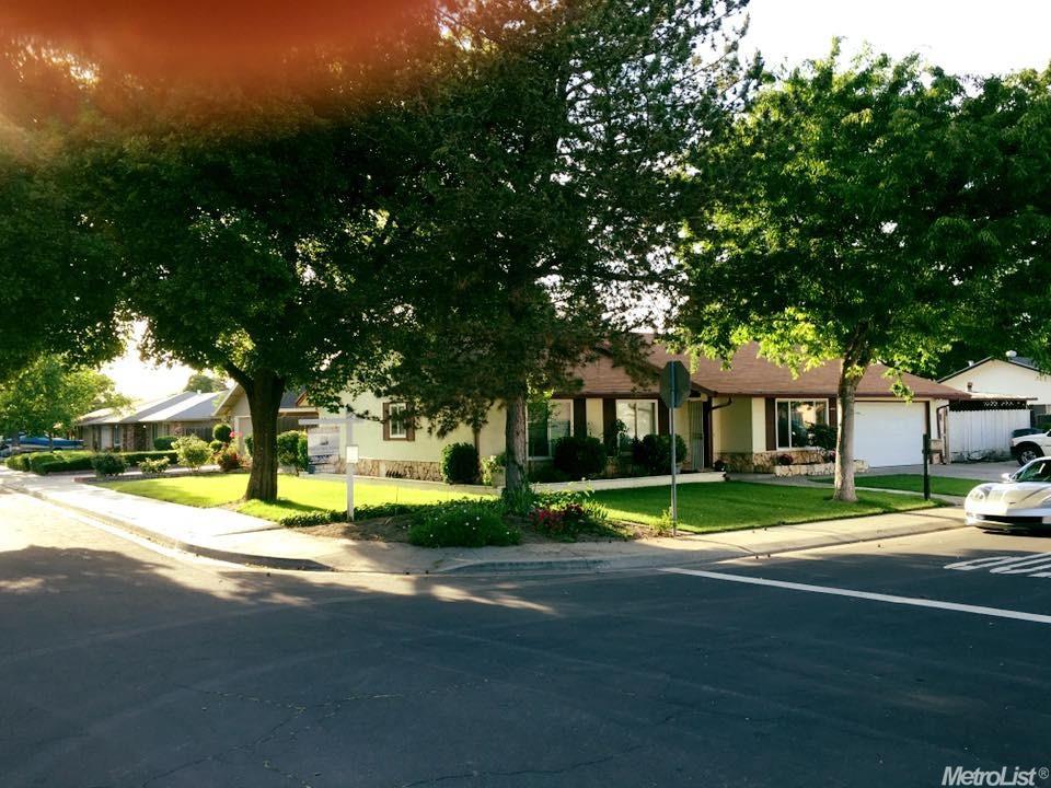 1201 Kara Ln, Modesto, CA 95355 photo 2
