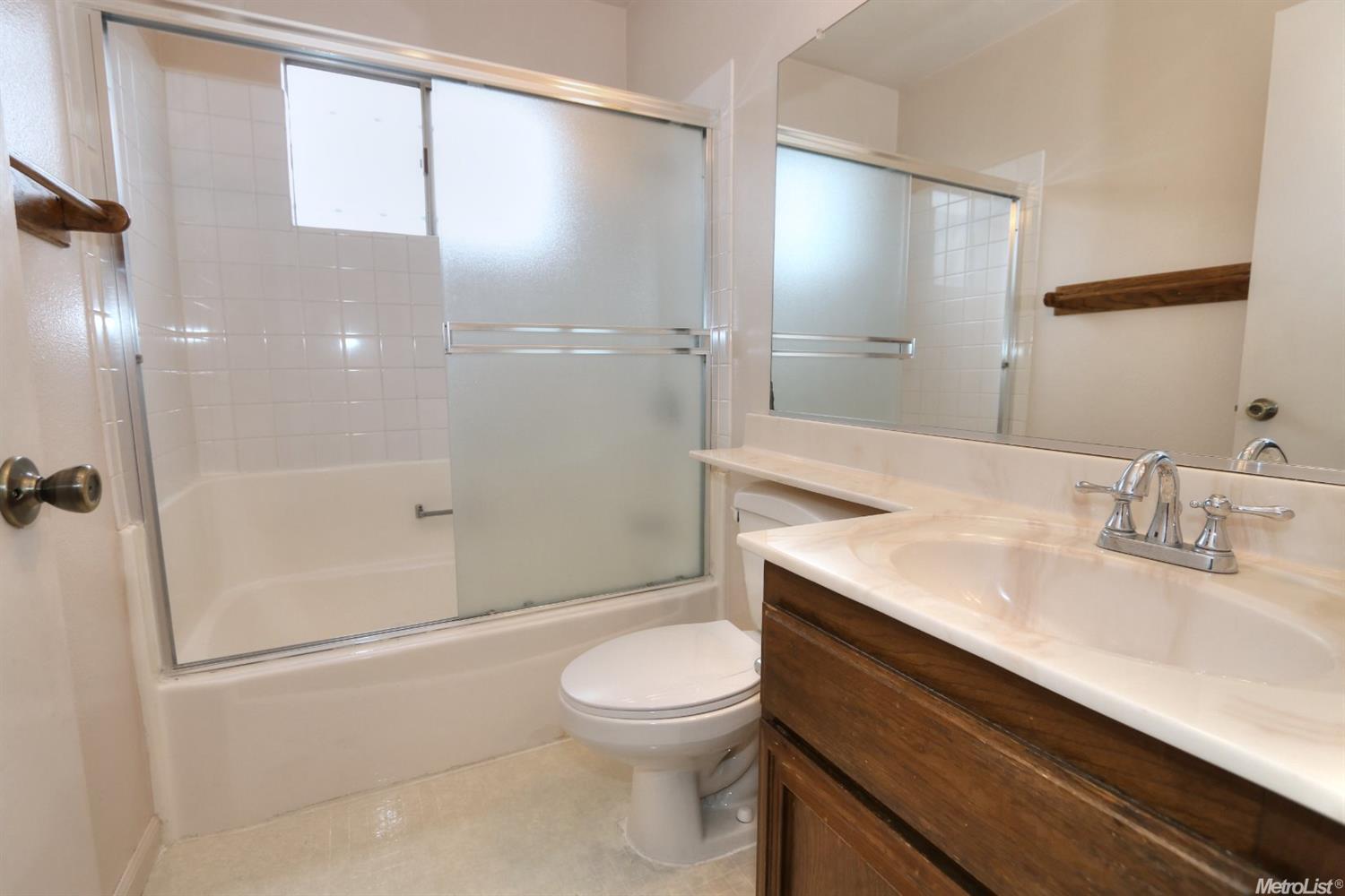 8417 Pyracantha Ct, Orangevale, CA 95662 photo 13