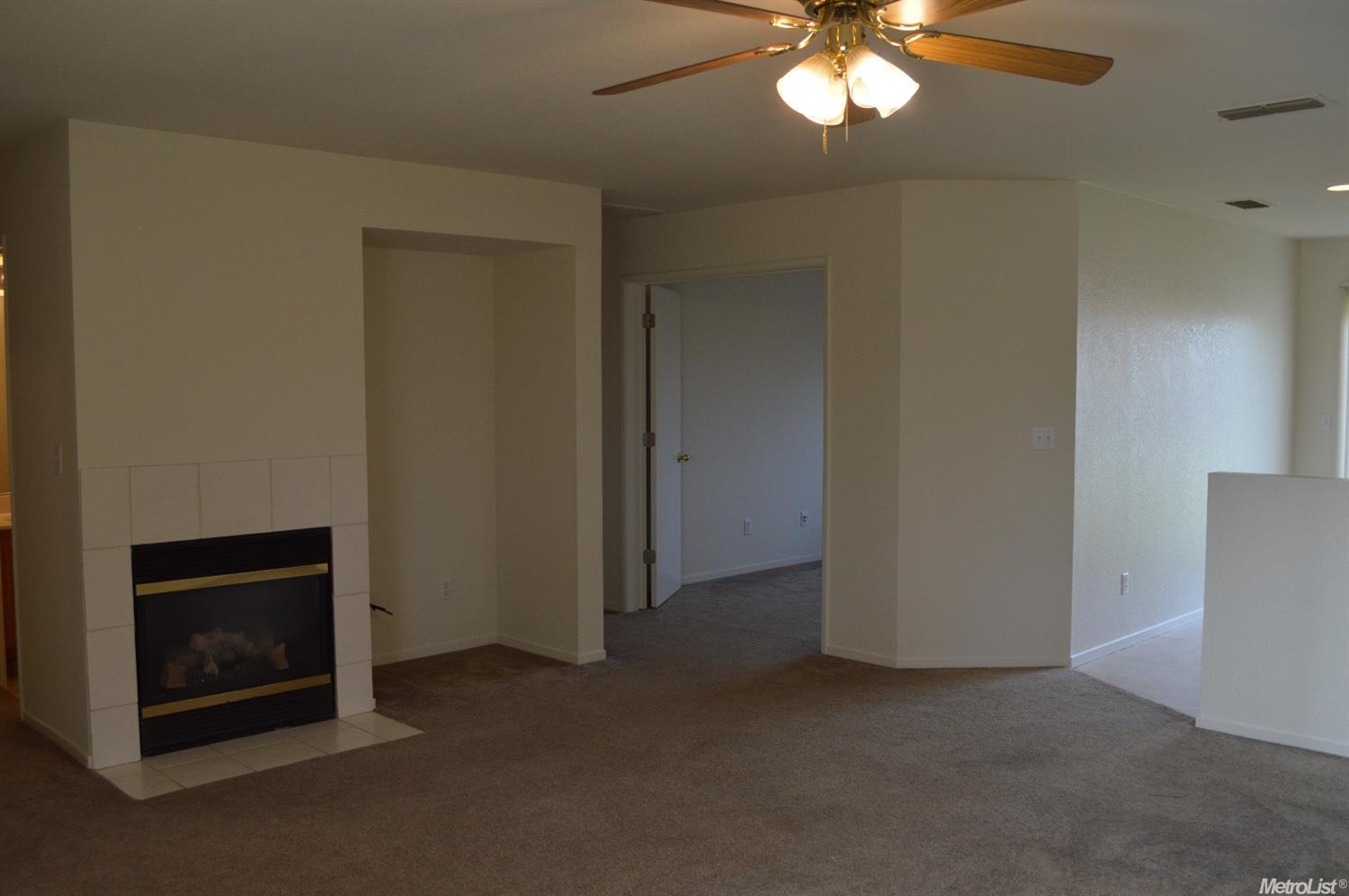 4252 Castleton Cir, Mather, CA 95655 photo 3