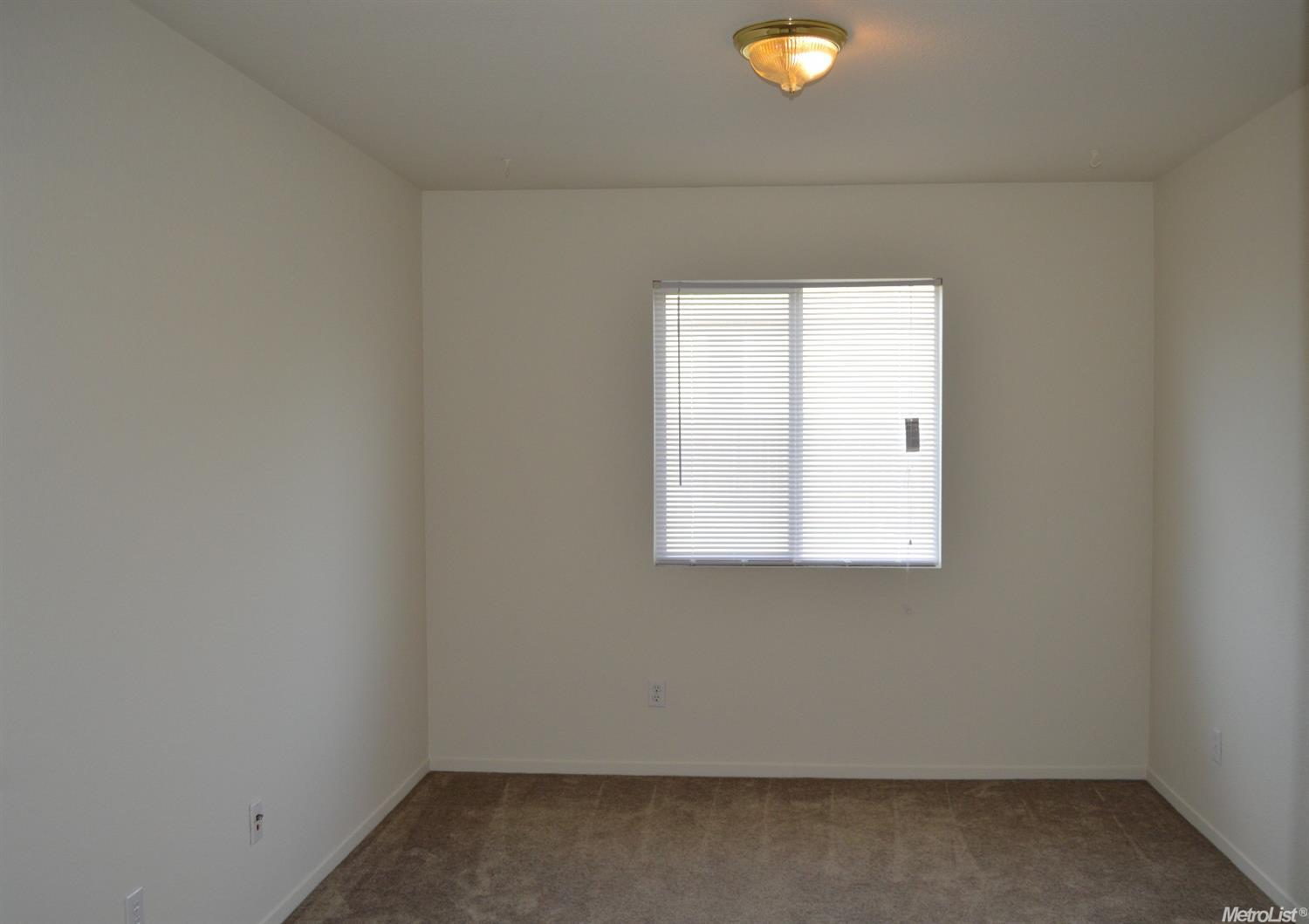 4252 Castleton Cir, Mather, CA 95655 photo 10