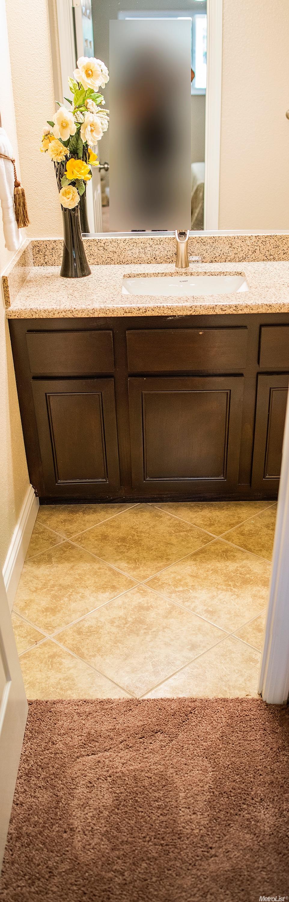 1009 Ebbetts Ave, Manteca, CA 95337 photo 8