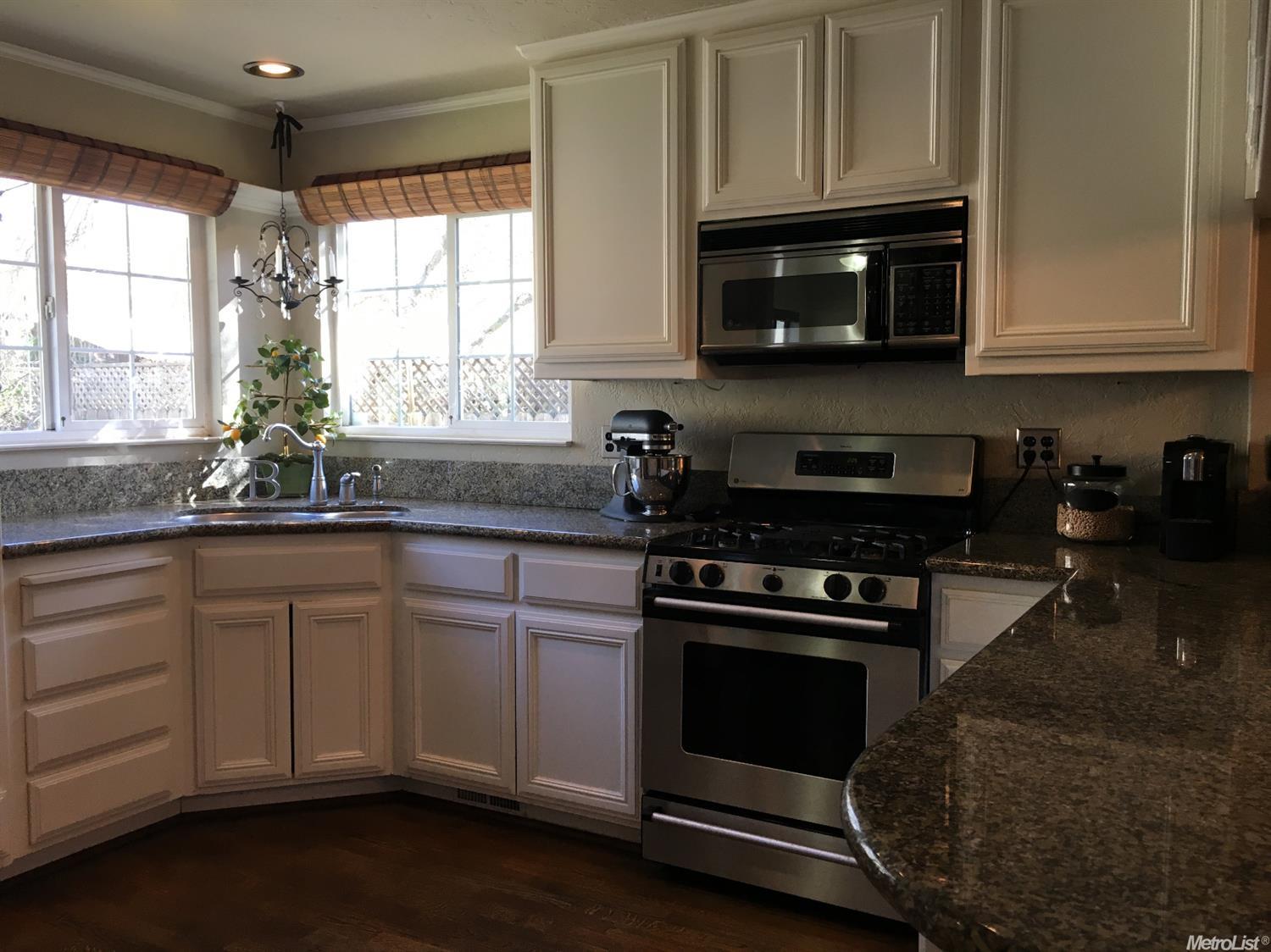 210 Hackberry Ave, Modesto, CA 95354 photo 5