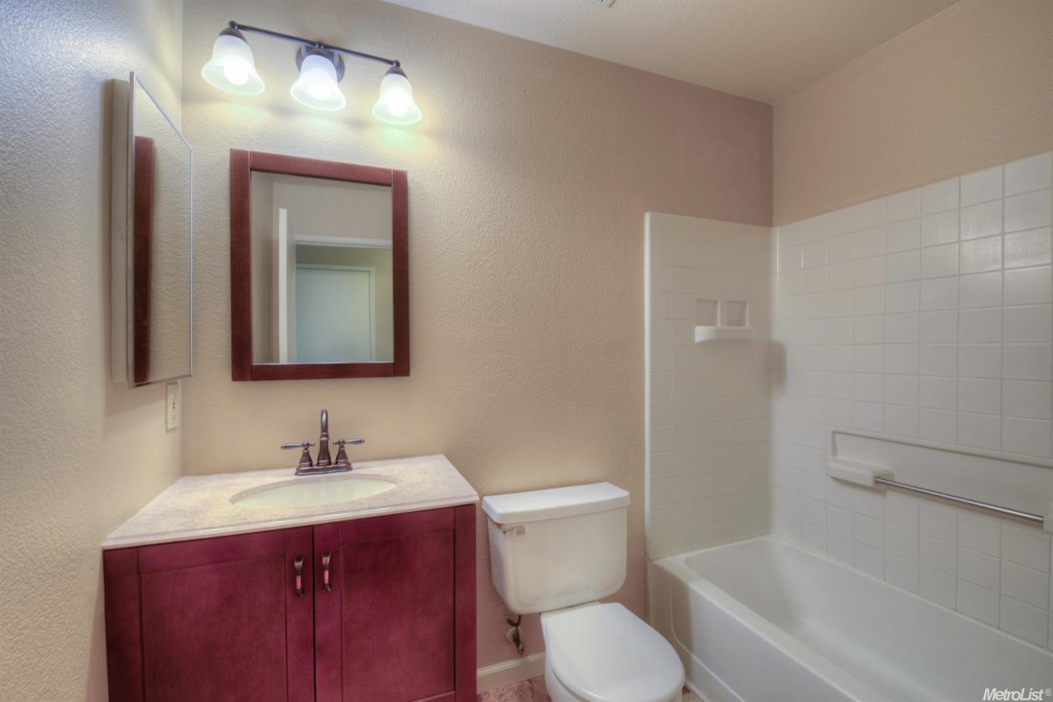 1312 Cribari Dr, Modesto, CA 95358 photo 11