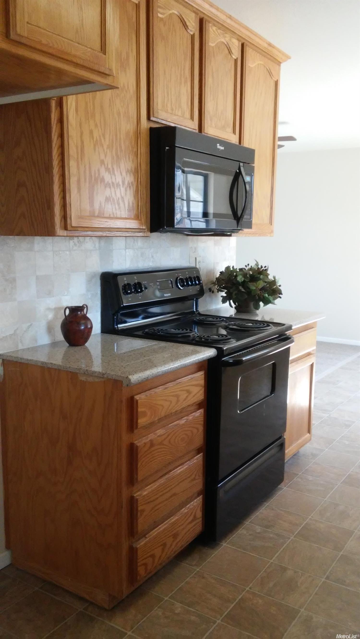 205 Tokay Ave, Modesto, CA 95350 photo 4