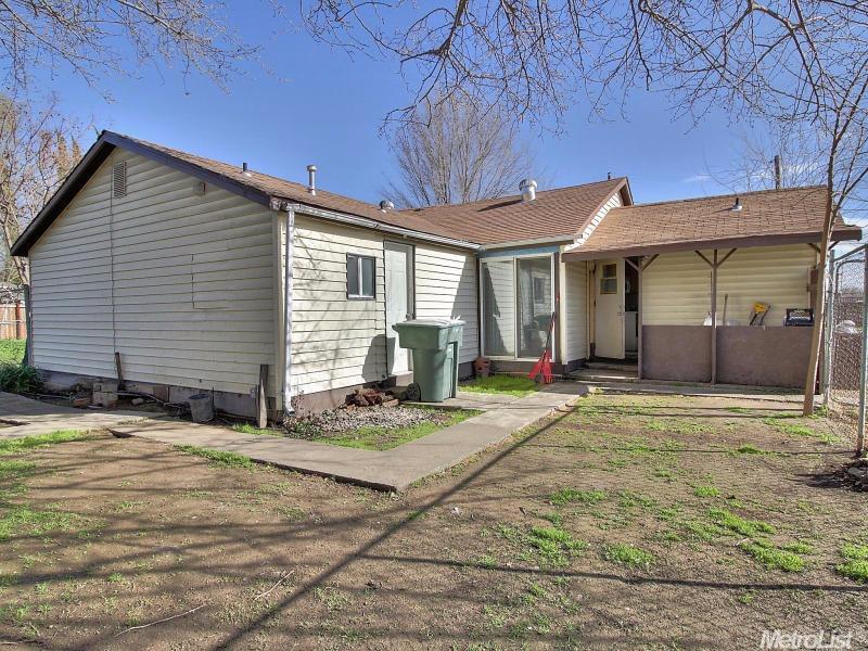 8521 Stakes St, Patterson, CA 95363 photo 6