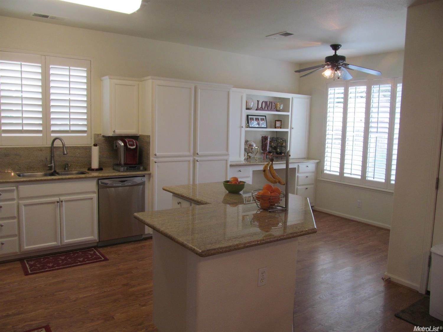 975 W Springer Dr, Turlock, CA 95382 photo 9