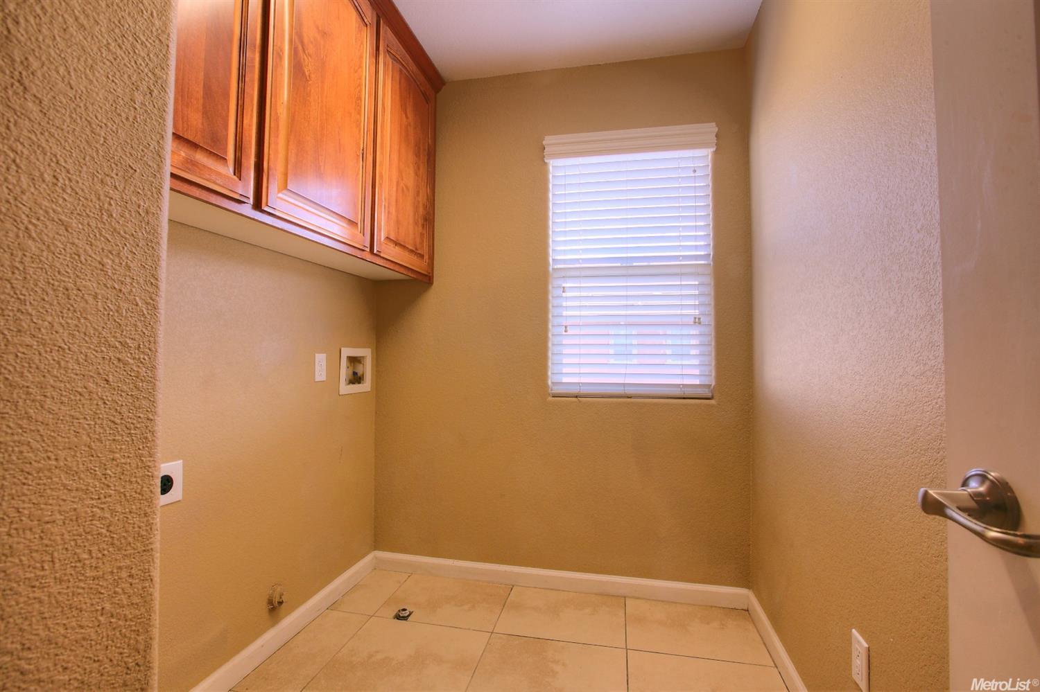 3068 Point Grey Rd, Ceres, CA 95307 photo 14