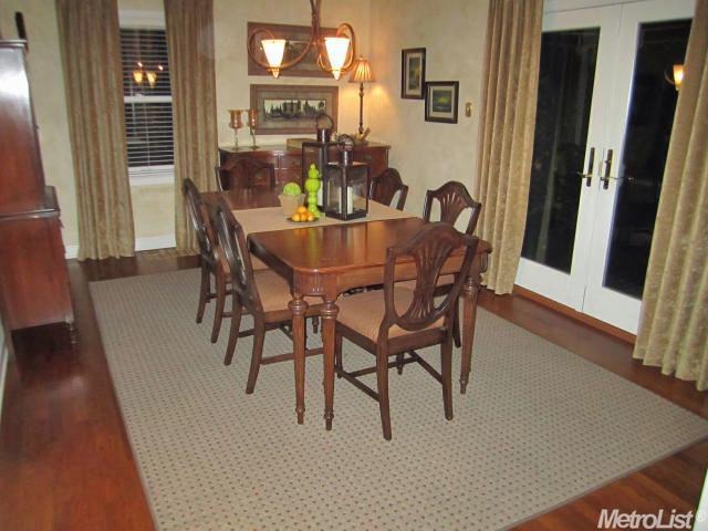 810 W Walnut St, Lodi, CA 95240 photo 5