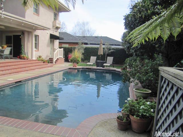 810 W Walnut St, Lodi, CA 95240 photo 17