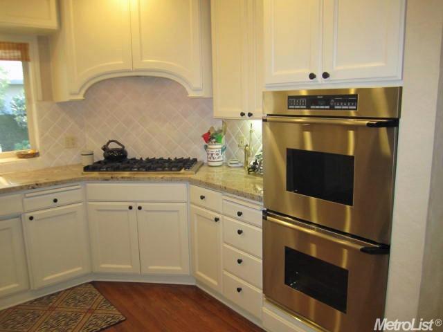 810 W Walnut St, Lodi, CA 95240 photo 8