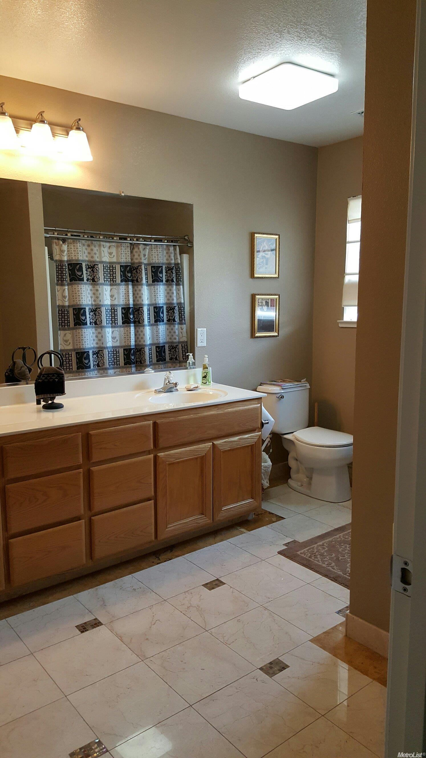4208 Passages Ln, Modesto, CA 95356 photo 12
