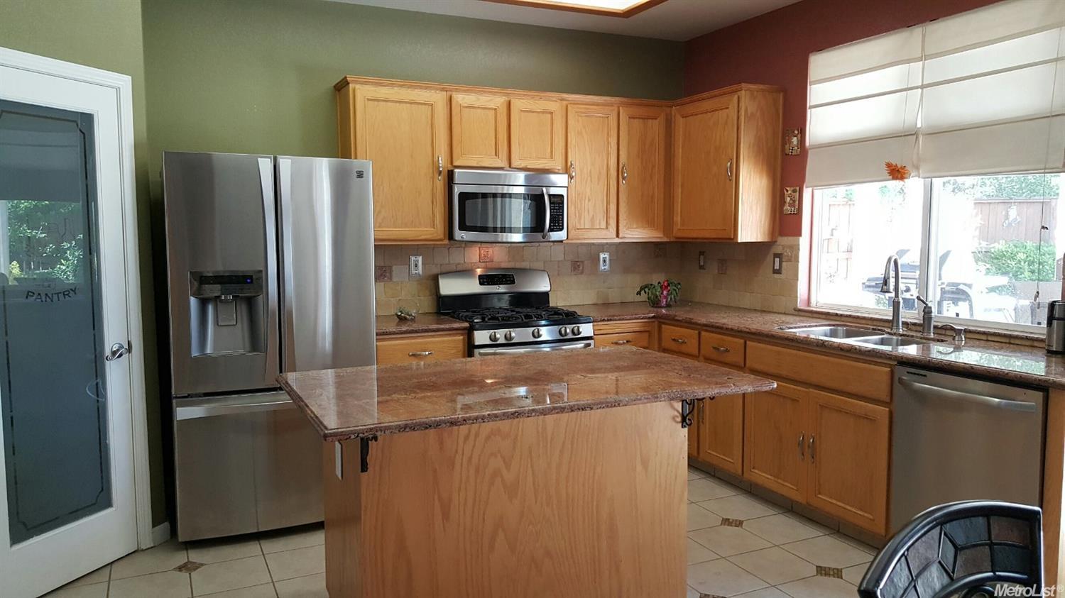4208 Passages Ln, Modesto, CA 95356 photo 14