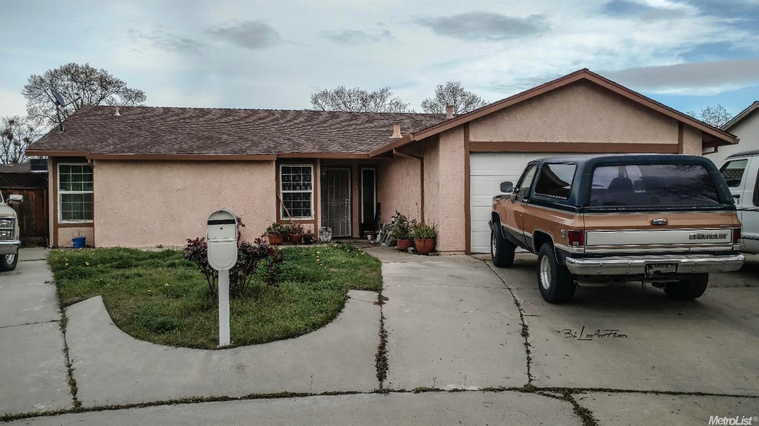 152 Buckeye Way, Modesto, CA 95354 photo 1