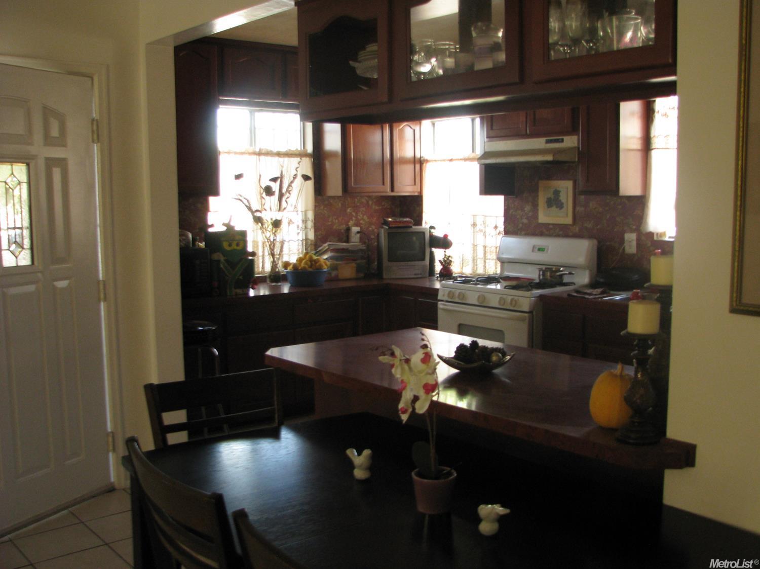 14522 S White Ave, Other, CA 90221 photo 7