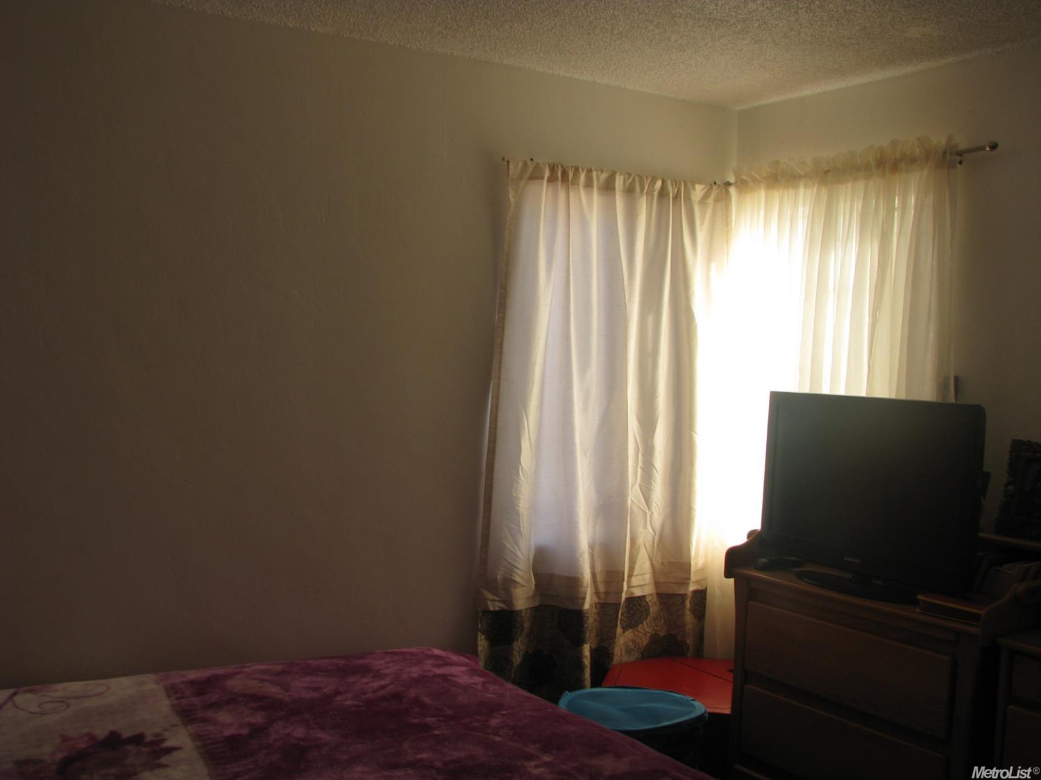 14522 S White Ave, Other, CA 90221 photo 12